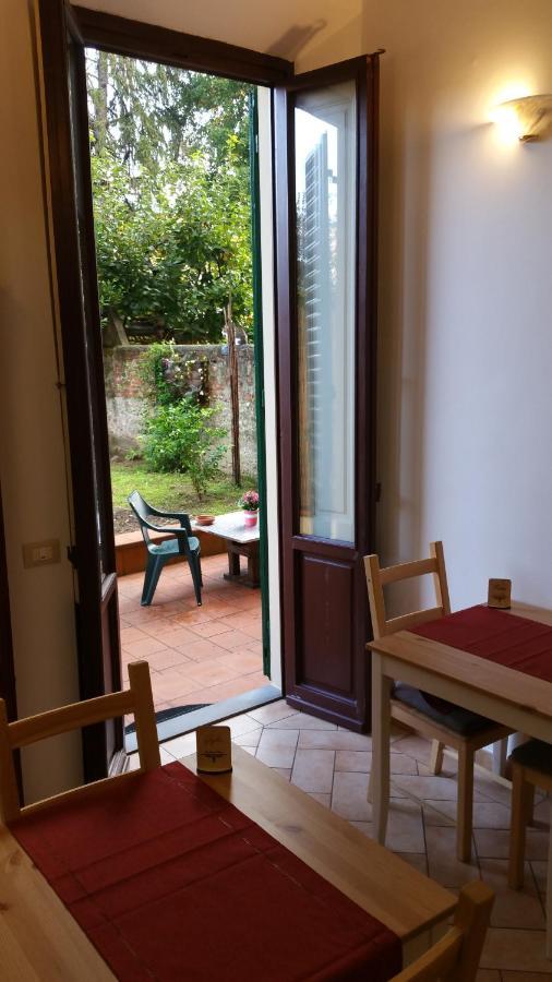 Au Jardin De Florence Bed & Breakfast Bagian luar foto