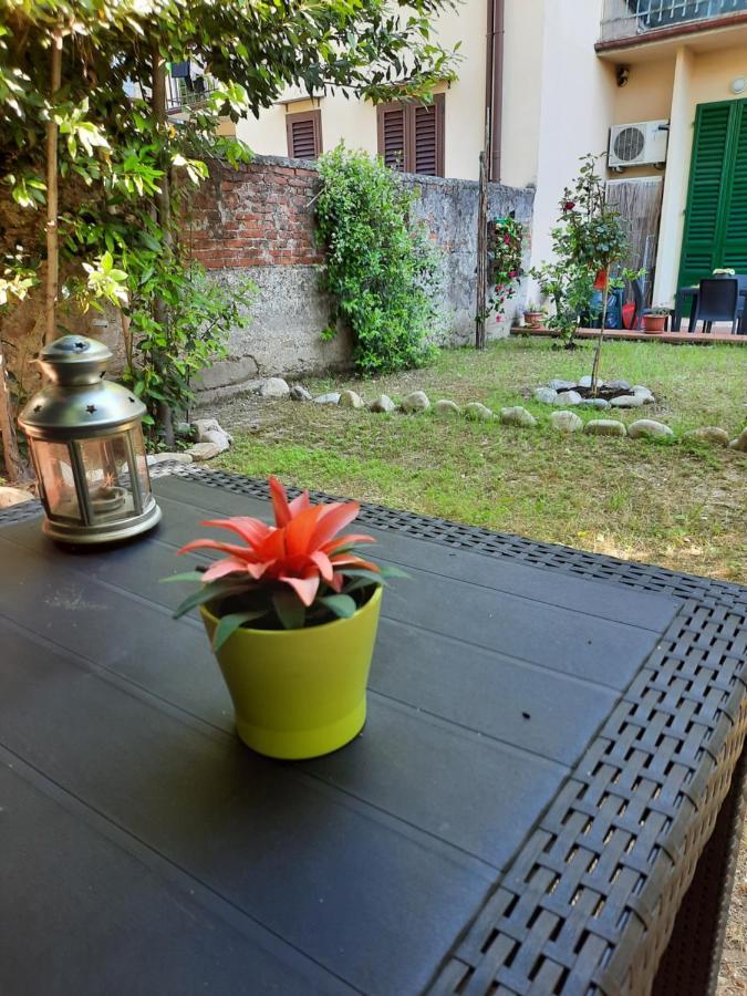 Au Jardin De Florence Bed & Breakfast Bagian luar foto