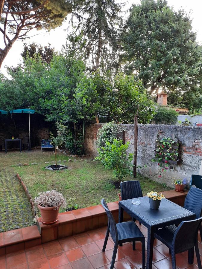 Au Jardin De Florence Bed & Breakfast Bagian luar foto